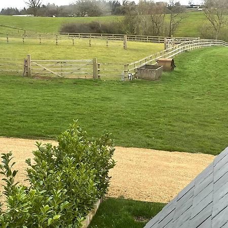 Villa The Old Stables Salisbury Exterior foto